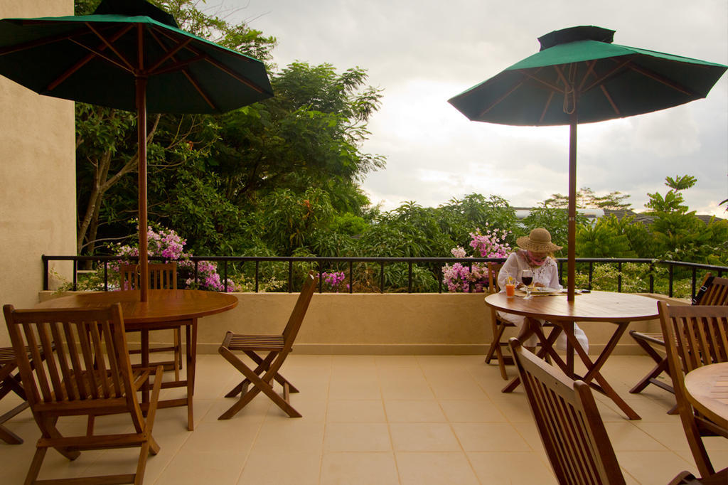 Randholee Resort & Spa Kandy Exterior foto